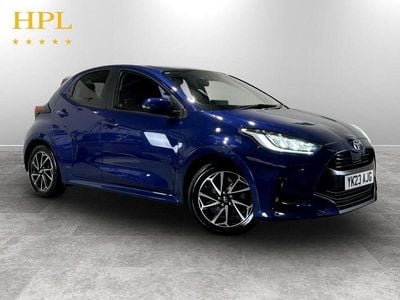 Used Toyota Yaris Hybrid Design 116 HP (85 kW) 2023 Blue Hatchback