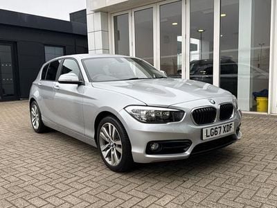 Used BMW 118 Sport Line 134 HP (98 kW) 2017 Silver Hatchback