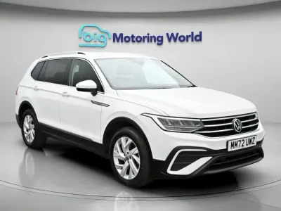 Używany VW Tiguan S 148 KM (108 kW) 2023 Biały SUV