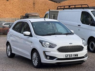 Used Ford Ka Plus Zetec 85 HP (62 kW) 2019 White Hatchback
