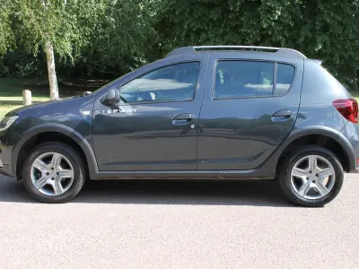 Used Dacia Sandero Essentiel 90 HP (66 kW) 2018 Grey Hatchback