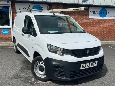 Used Peugeot Partner Premium 131 HP (96 kW) 2023 White MPV