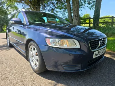Used Volvo V50 109 HP (80 kW) 2012 Blue Estate