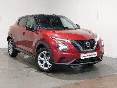 Used Nissan Juke N-Connecta 114 HP (83 kW) 2021 Red SUV