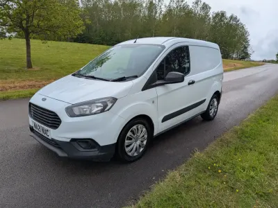 Usado Ford Transit 75 HP (55 kW) 2021 Branco Van