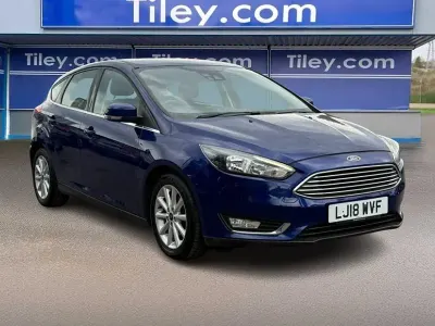 Używany Ford Focus Titanium 125 KM (91 kW) 2018 Niebieski Hatchback