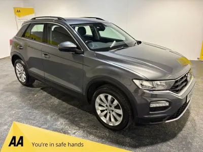 Używany VW T-Roc SE 115 KM (84 kW) 2018 Szary SUV