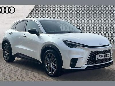 Used Lexus LBX 134 HP (98 kW) 2024 White SUV