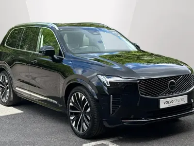Usado Volvo XC90 Ultra 250 HP (183 kW) 2025 Preto SUV