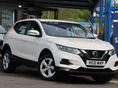 Used Nissan Qashqai Acenta Premium 158 HP (116 kW) 2021 White SUV