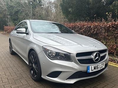 Mercedes CLA200