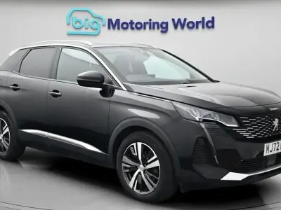 Gebraucht Peugeot 3008 Allure+ 131 PS (96 kW) 2022 Schwarz SUV