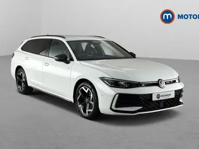 Used VW Passat R-line 204 HP (150 kW) 2025 White Estate