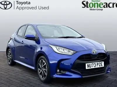 Usado Toyota Yaris Hybrid Design 116 CV (85 kW) 2023