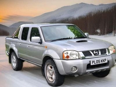 Used Nissan Navara 174 HP (127 kW) 2005 Silver Pickup