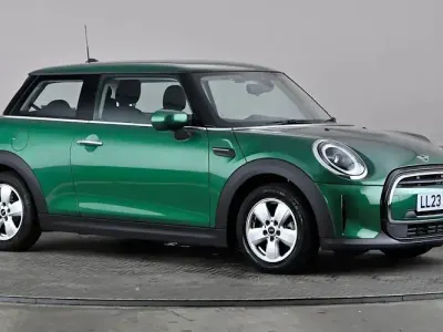 Used Mini Cooper Classic 136 HP (100 kW) 2022 Green Hatchback