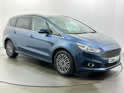 Used Ford S-MAX Titanium 2019 Blue MPV