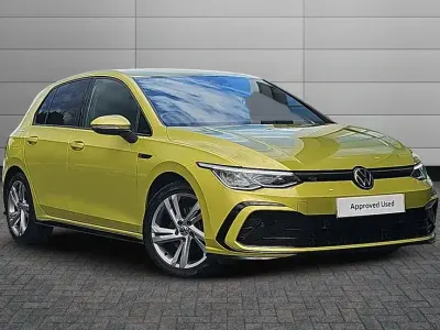 Used VW Golf VIII R-line 150 HP (110 kW) 2024 Lime yellow Hatchback