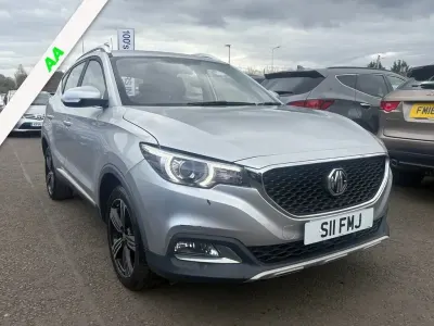 Używany MG ZS Exclusive 106 KM (77 kW) 2019 Srebrny SUV