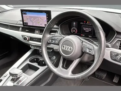 Used Audi A4 Comfort 163 HP (119 kW) 2020 White Sedan