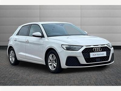 Used Audi A1 Design 95 HP (69 kW) 2020 White SUV