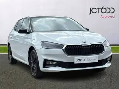 Used Skoda Fabia Colour Edition 108 HP (79 kW) 2023 White Hatchback