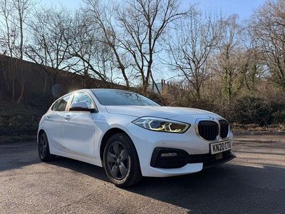 Used BMW 118 Comfort Edition 140 HP (102 kW) 2020 White Hatchback