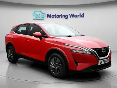Używany Nissan Qashqai Acenta Premium 158 KM (116 kW) 2023 Czerwony SUV