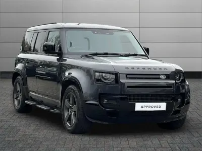 Used Land Rover Defender HSE Dynamic 296 HP (217 kW) 2024 Grey SUV