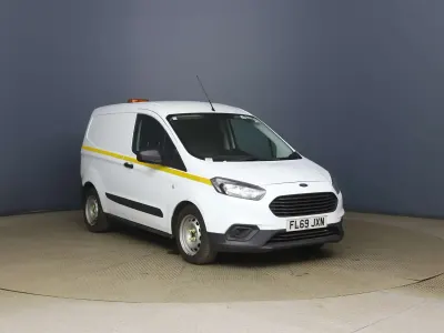 Used Ford Transit 2019 White Sedan