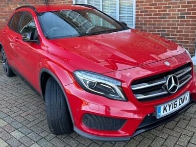 Mercedes GLA220