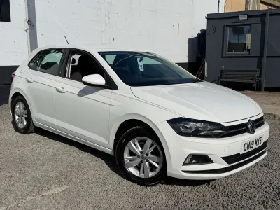 Used VW Polo SE 80 HP (58 kW) 2019 White Hatchback