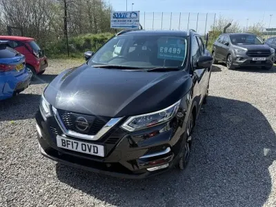 Używany Nissan Qashqai Tekna 110 KM (80 kW) 2017 Czarny SUV