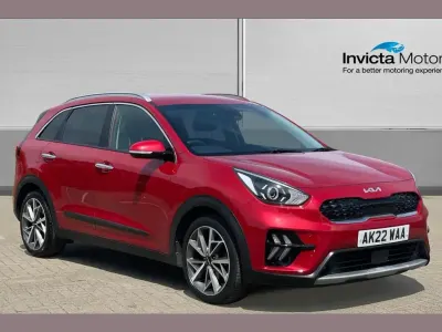 Used Kia Niro 139 HP (102 kW) 2022 Red SUV