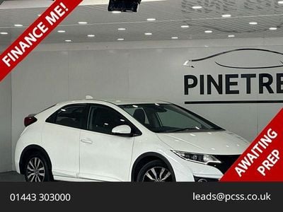 Used Honda Civic SE Plus 120 HP (88 kW) 2016 White Hatchback