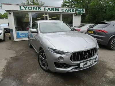 Begagnad Maserati Levante 275 HK (202 kW) 2018 Grå SUV