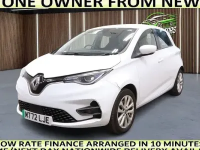 Begagnad Renault Zoe Version S 100 kW (136 HK) 2022 Halvkombi