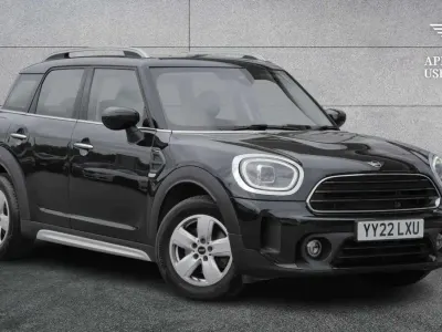 Used Mini Cooper Countryman Classic 134 HP (98 kW) 2022 Black SUV