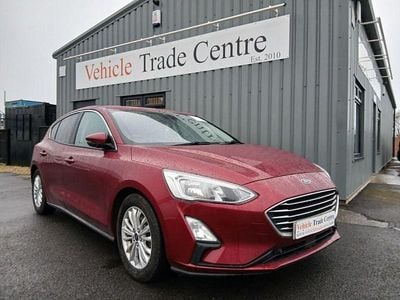 Used Ford Focus Titanium 125 HP (91 kW) 2019 Red Hatchback