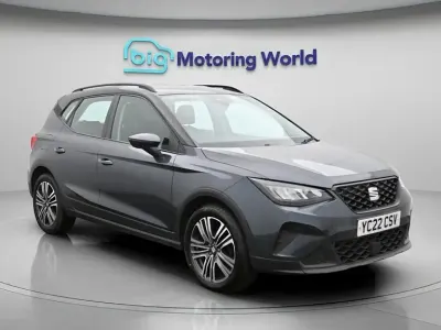 Używany Seat Arona SE 95 KM (69 kW) 2022 Szary SUV