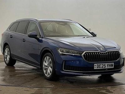 Blue Used 2025 Skoda Superb SE Technology Estate | £26,100 (Fair price)