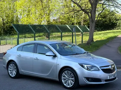 Begagnad Vauxhall Insignia 136 HK (100 kW) 2017 Silver Halvkombi