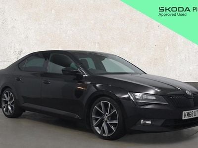 Black Used 2018 Skoda Superb SportLine Hatchback | £15,952 (Fair price)