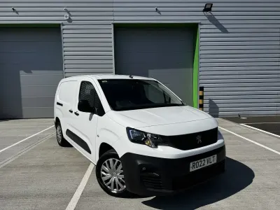 Used Peugeot Partner 131 HP (96 kW) 2022 White MPV