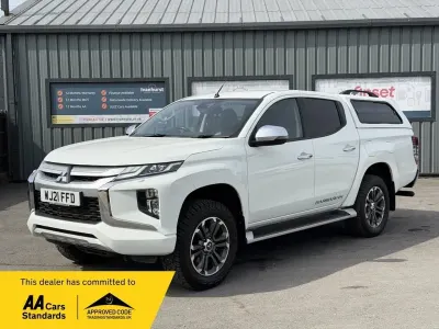 Used Mitsubishi L200 150 HP (110 kW) 2021 White Pickup