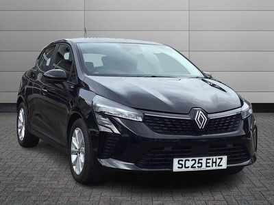 Used Renault Clio V Evolution 143 HP (105 kW) 2025 Metallic  diamond black  Hatchback