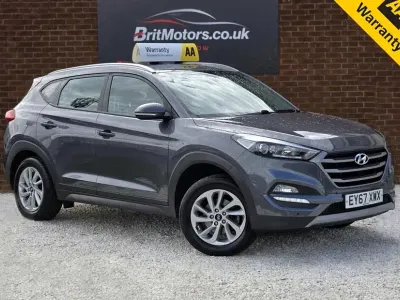 Usado Hyundai Tucson SE 132 HP (97 kW) 2017 Cinzento SUV