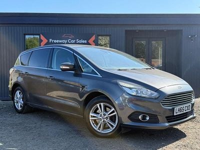 Used Ford S-MAX Titanium 160 HP (117 kW) 2015 Grey MPV