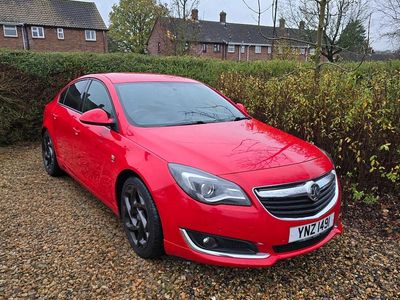 Red Used 2015 Vauxhall Insignia SRi Hatchback | £4,995 (Fair price)