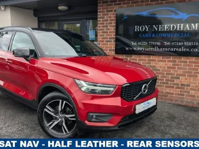 Used Volvo XC40 Inscription 150 HP (110 kW) 2019 Red SUV